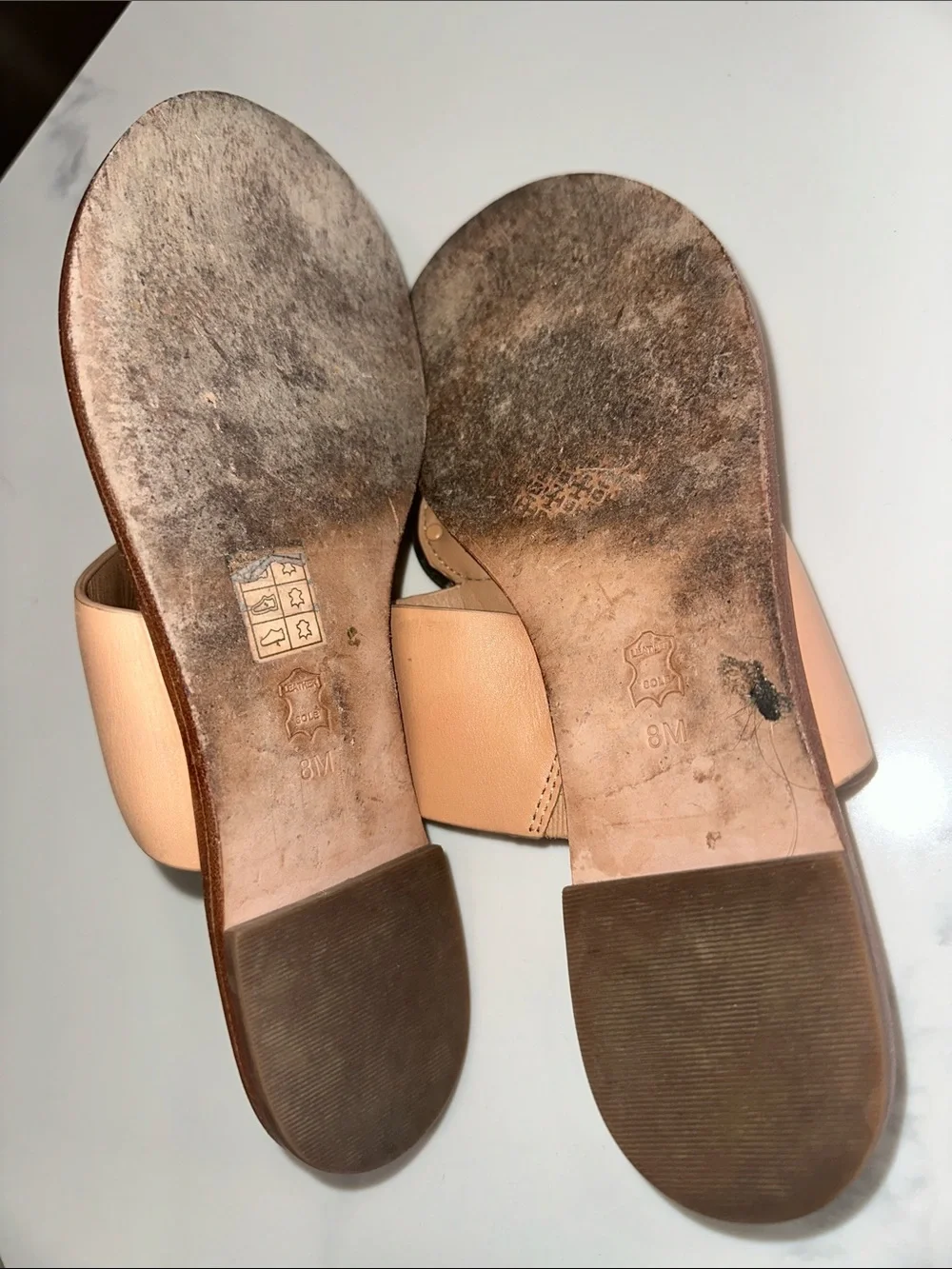 TORY BURCH SIZE 8~SILVER DISK PATOS SANDALS~NATURAL VACHETTA NUDE LEATHER~FLATS